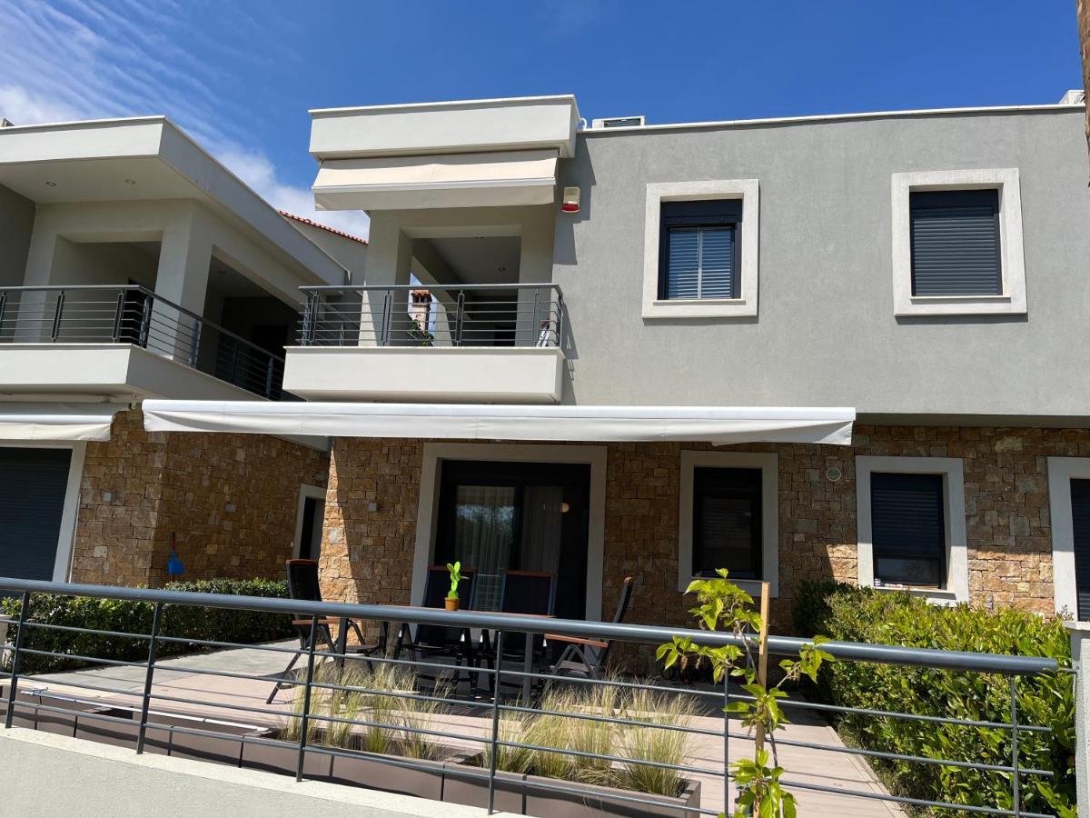Nikiti Heart Luxury Villa Εξωτερικό φωτογραφία